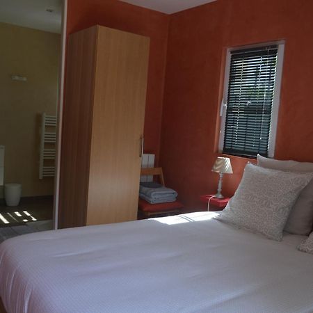 Au Coeur Du Bien-Etre, Gite Avec Piscine Chauffee Et Couverte, Spa, Sauna, Massages Monteaux Zewnętrze zdjęcie