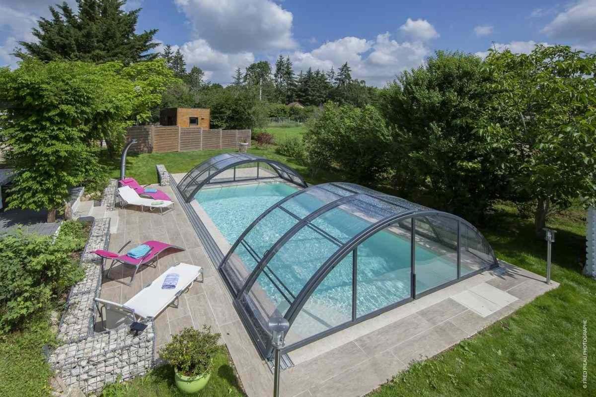Au Coeur Du Bien-Etre, Gite Avec Piscine Chauffee Et Couverte, Spa, Sauna, Massages Monteaux Zewnętrze zdjęcie